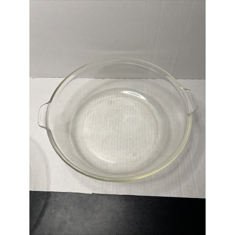 Vintage Pyrex Cassrole Dish Model 024-624b No Lid